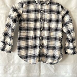 Gap Kids Black and White Checked Flannel Shirt Small 6-7 Long Sleeve Button Up